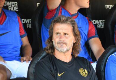 Rubén Insúa estampa la firma y asumirá como entrenador de San Lorenzo