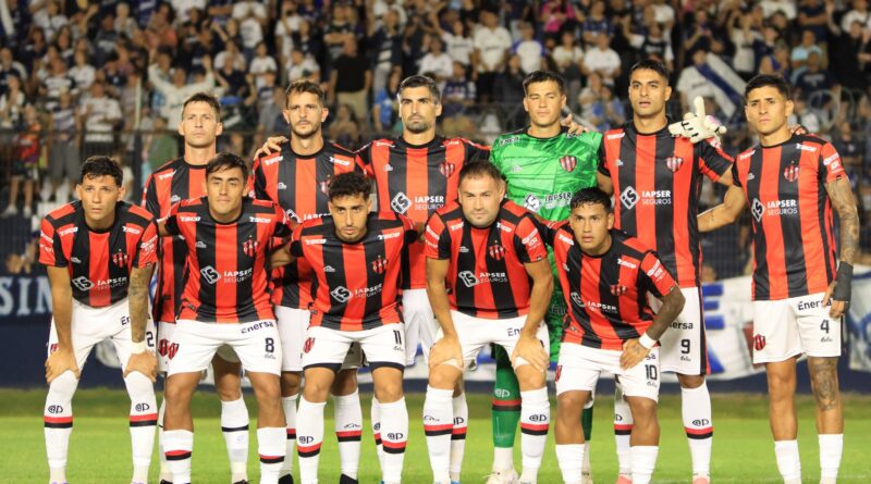Rubén Forestello tras la dura derrota de Patronato: “El primer gol detonó todo”