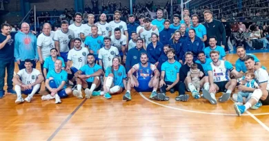 Con la presencia de Luciano De Cecco y Luciano Vicentín, la jornada de vóley en Sionista fue un éxito