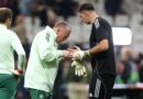 «Dibu» Martínez campeón con Aston Villa, pero «me romí un dedo»
