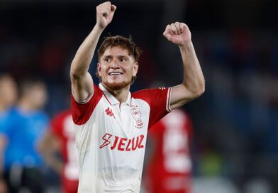 Argentinos Juniors recibe a Huracán, en busca de un lugar en las semifinales