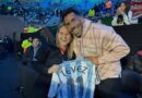 Aranzazu Osoro se sacó una foto con Carlos Tévez y se llevó el mejor obsequio