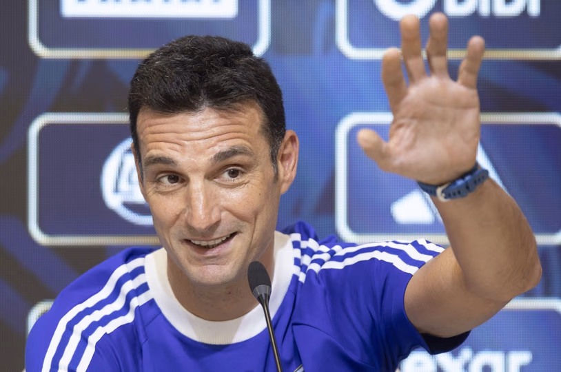 “Messi jugará unos minutos”: Lionel Scaloni confirmó la presencia del capitán