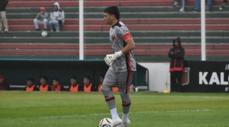 Sensaciones del empate de visitante: “Con once jugadores lo hubiéramos ganado”, dijo Alan Sosa