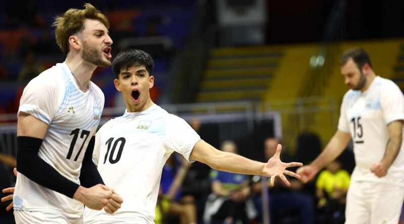 Vicentin la rompió, pero Argentina no pudo con Serbia en el debut en la VNL