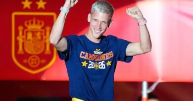 Dani Olmo criticó a Roberto Ayala tras el polémico final en el Mundial: “Está faltando a la verdad”