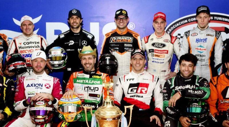 Con Mariano Werner entre los protagonistas, están los 13 pilotos de la copa de Oro